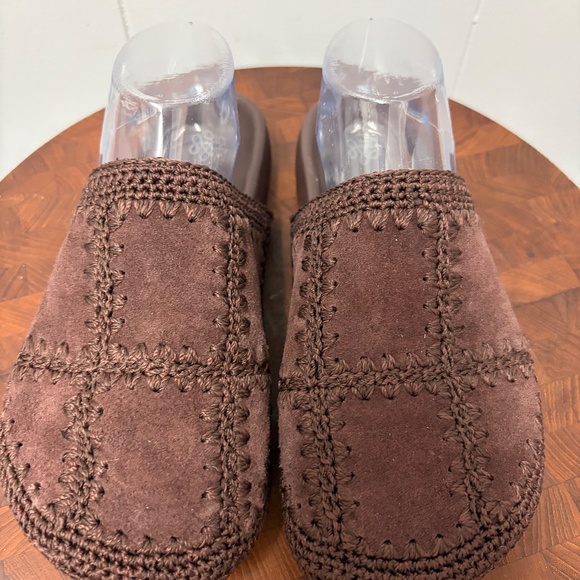 The Sak Bolinas Women's Brown Suede Clogs Size 9 - Picture 6 of 9